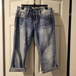 Vigoss Light Wash New York Crop Jeans with Rolled Cuffs Size 9 Length 21